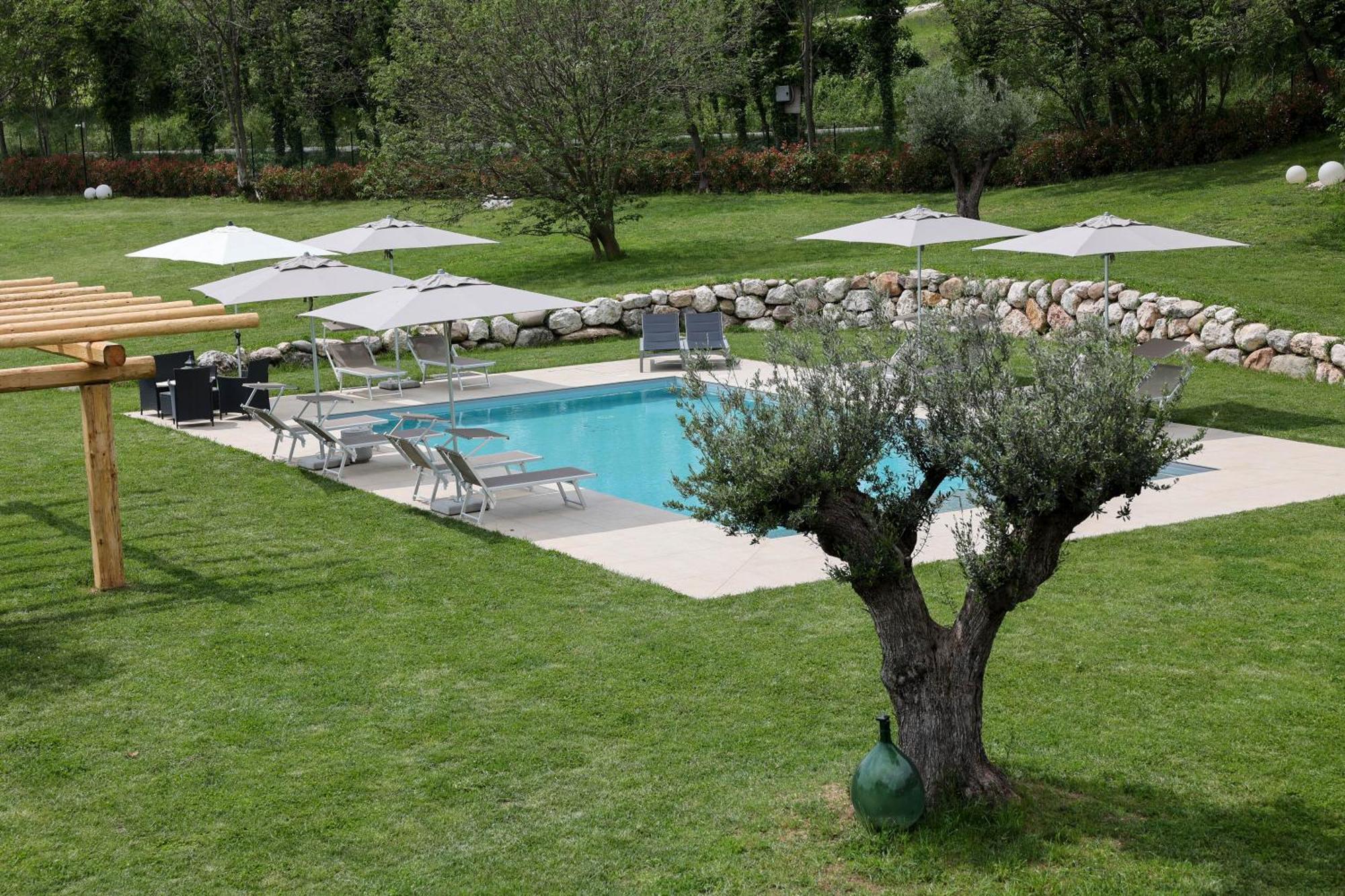 Bed And Breakfast Le Giale Кастельнуово-дель-Гарда Экстерьер фото
